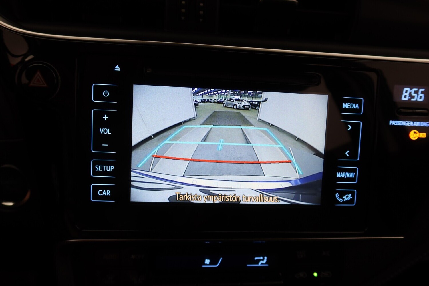 Toyota Auris vaihtoauto