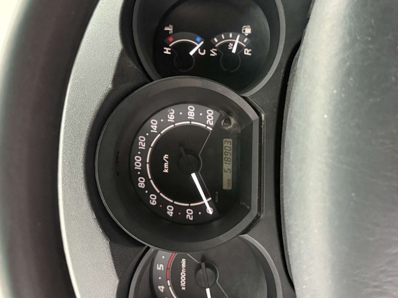 Toyota Hilux vaihtoauto
