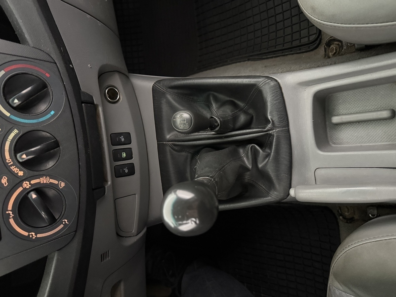 Toyota Hilux vaihtoauto