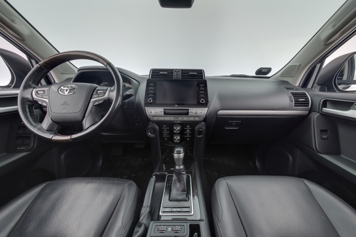 Toyota Land Cruiser vaihtoauto