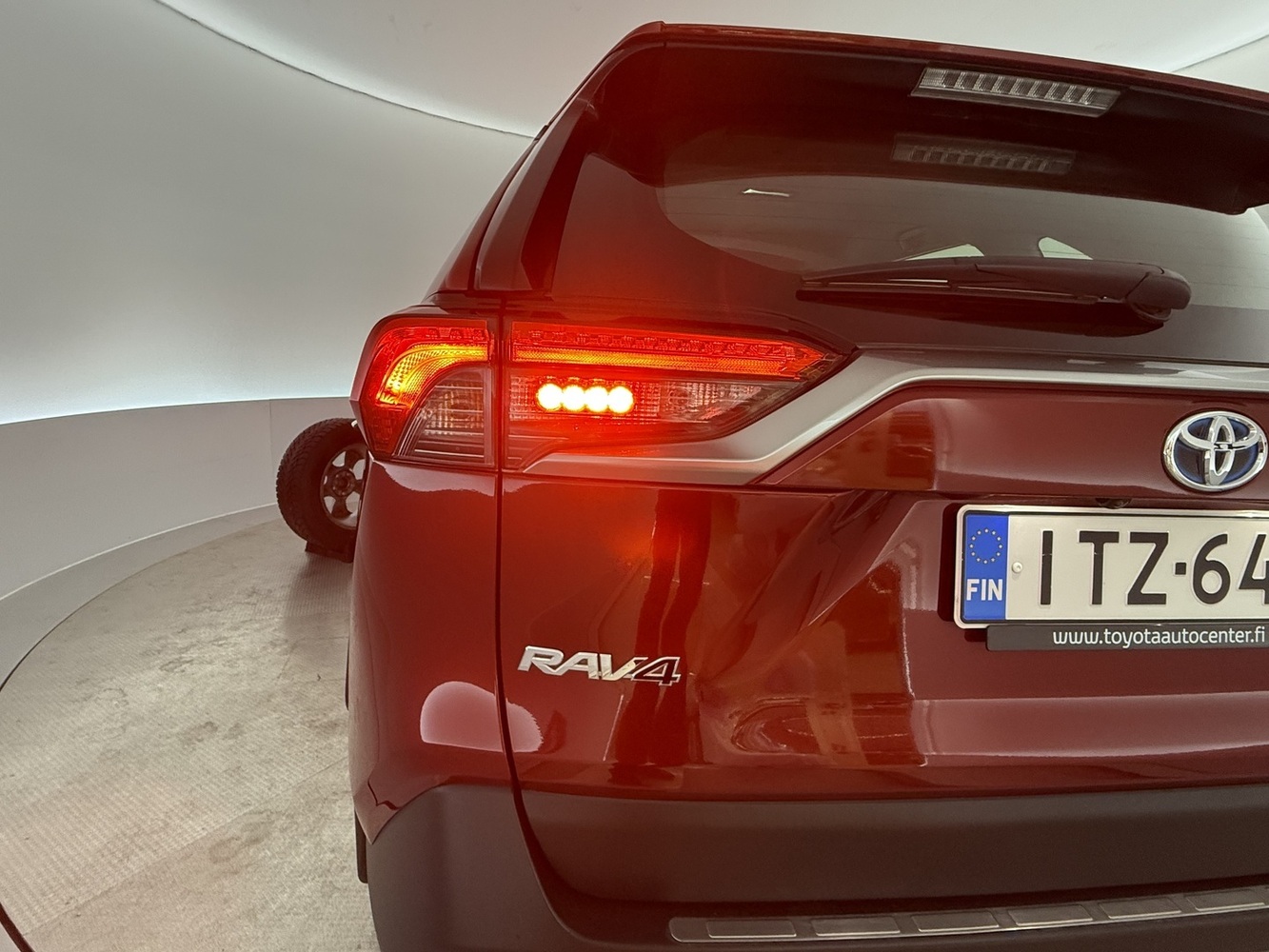 Toyota RAV4 vaihtoauto