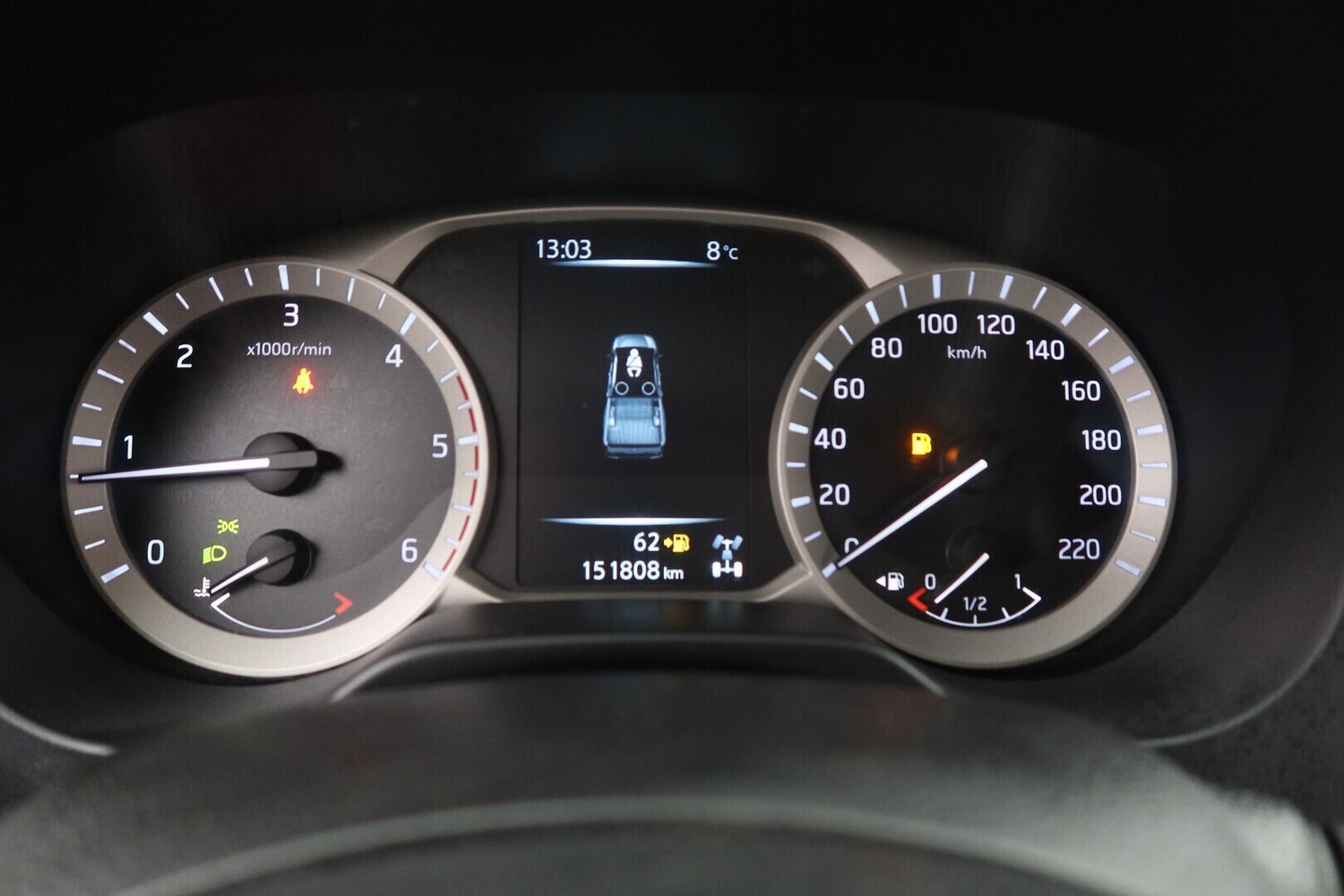 Nissan Navara vaihtoauto