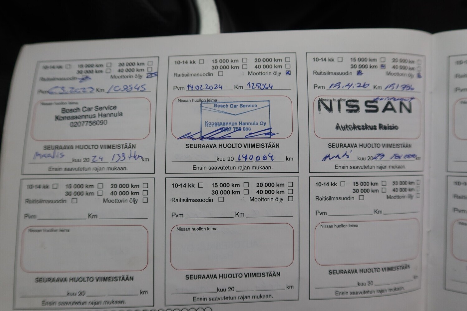 Nissan Navara vaihtoauto