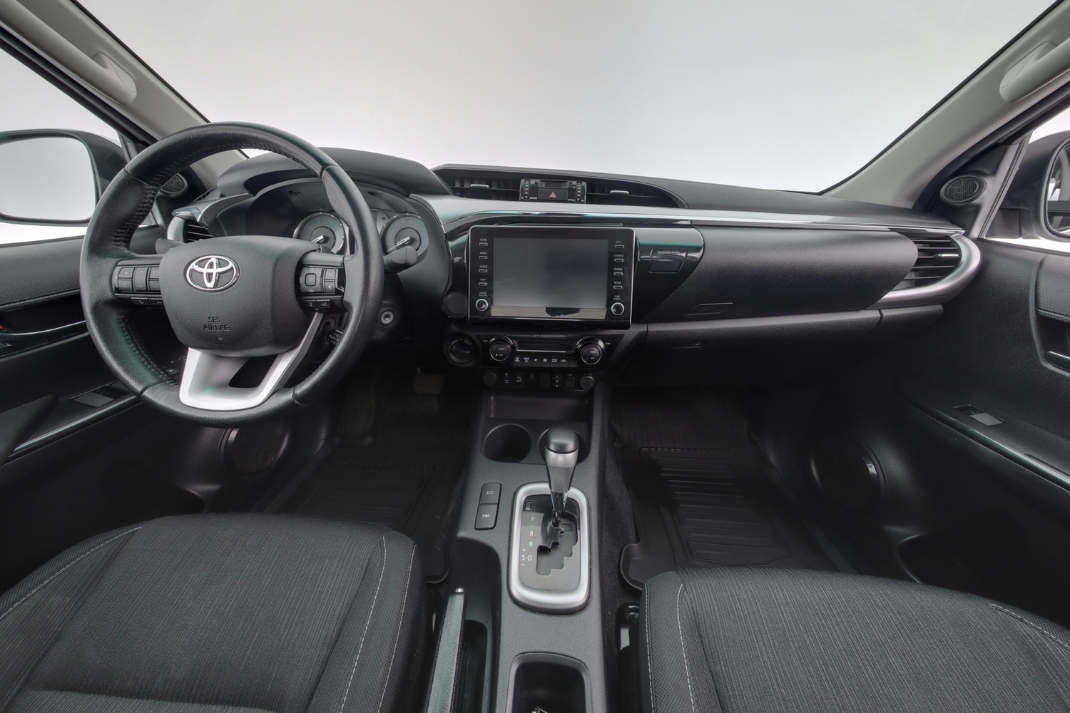 Toyota Hilux vaihtoauto