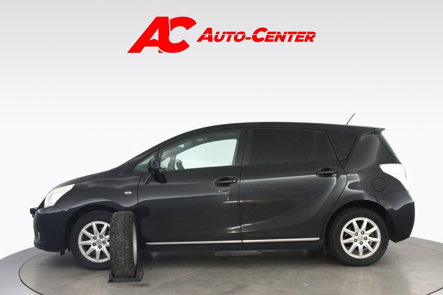 Toyota Verso vaihtoauto