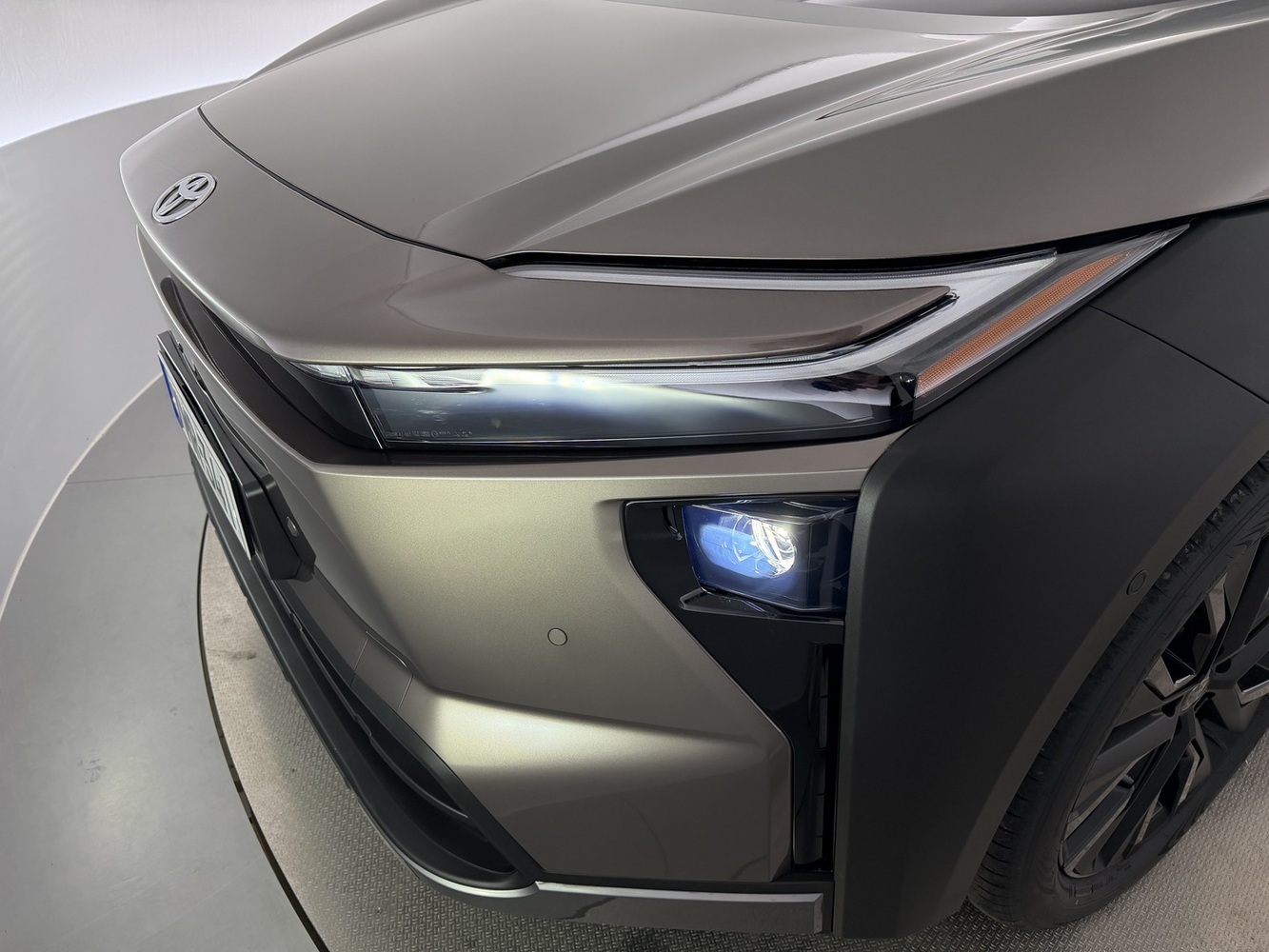 Toyota bZ4X Touring vaihtoauto
