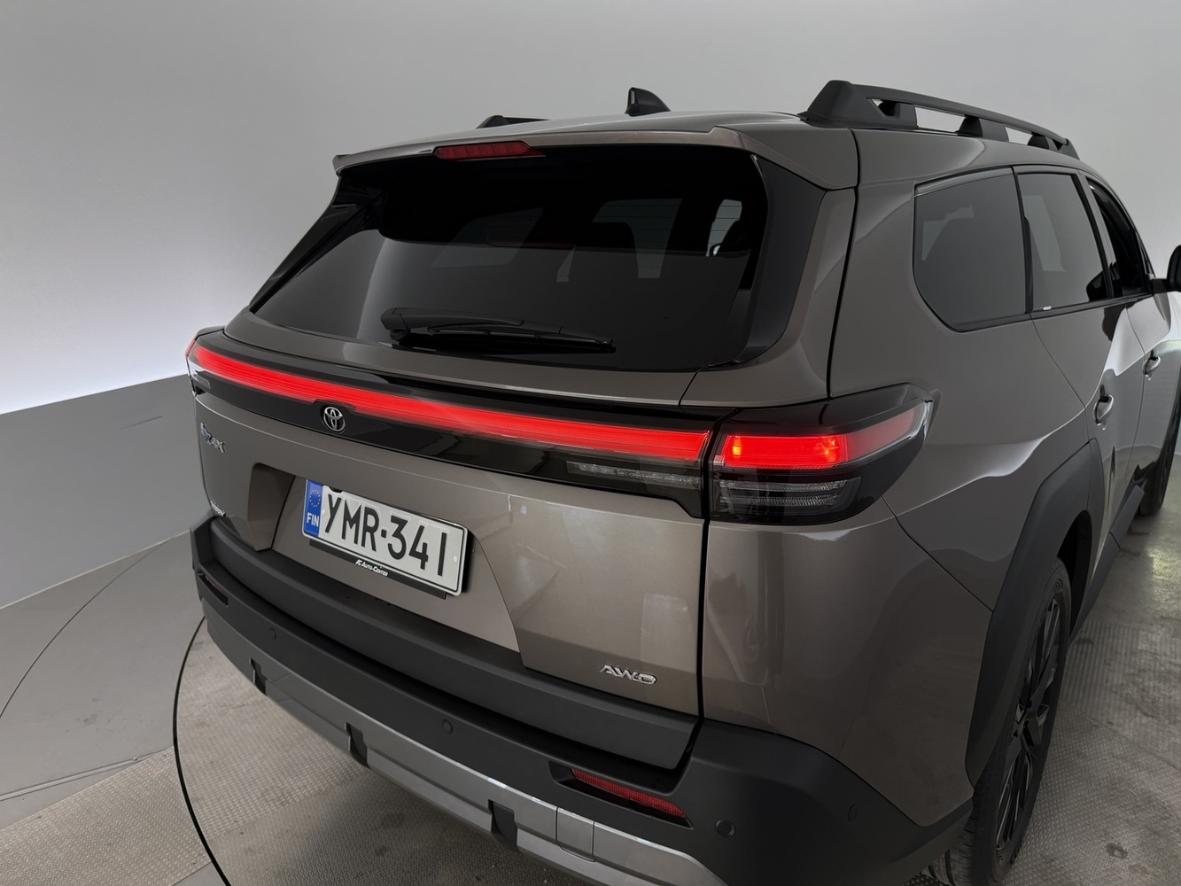 Toyota bZ4X Touring vaihtoauto