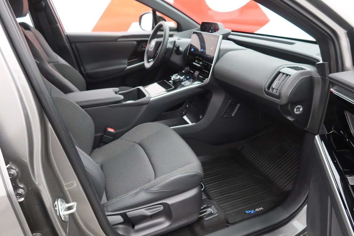 Toyota bZ4X vaihtoauto