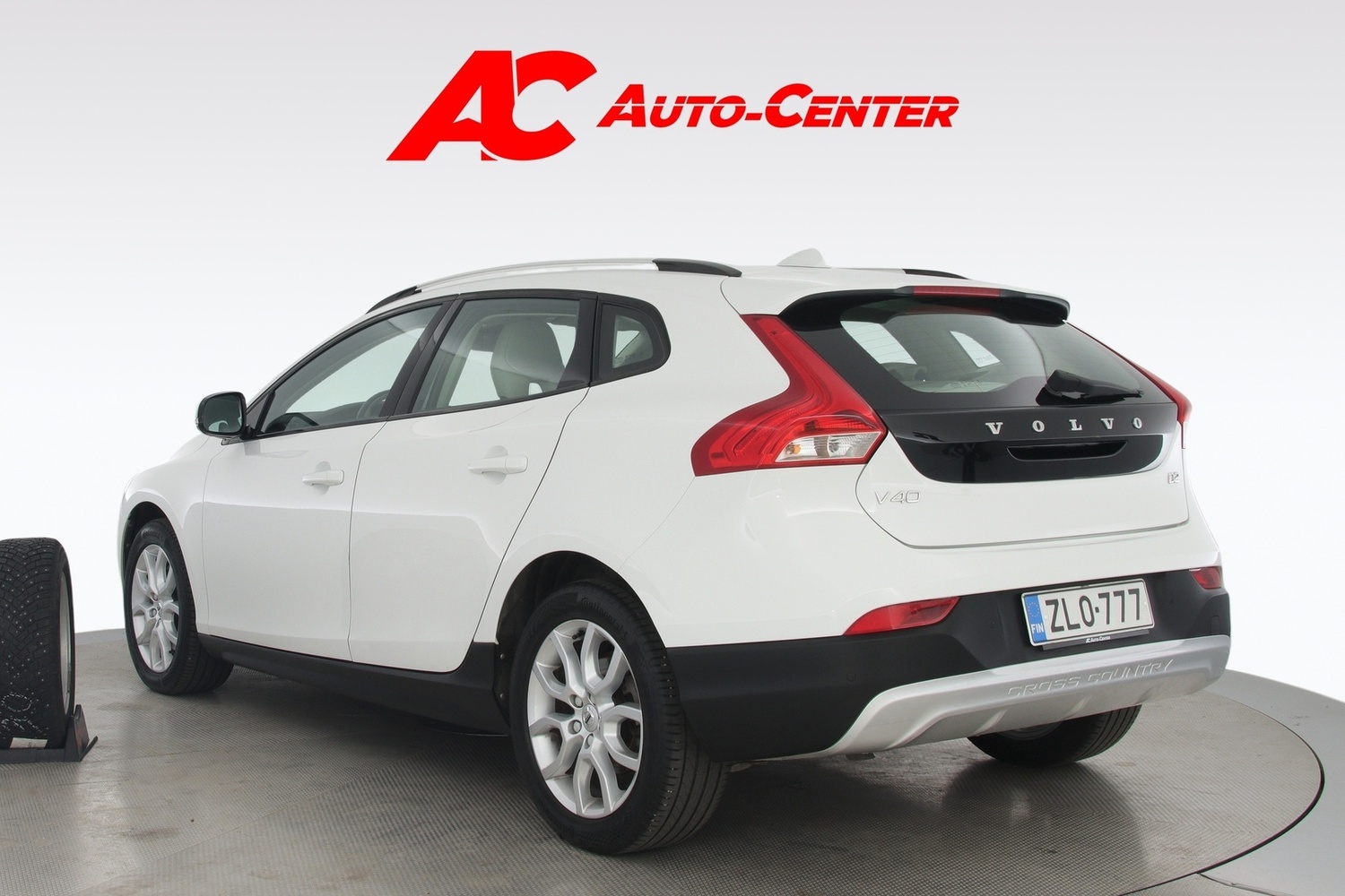 Volvo V40 Cross Country vaihtoauto