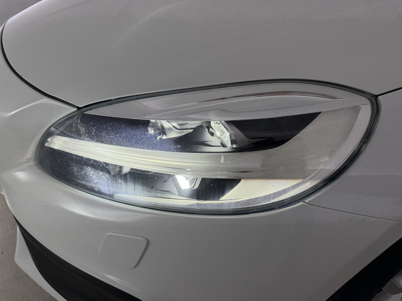 Volvo V40 Cross Country vaihtoauto