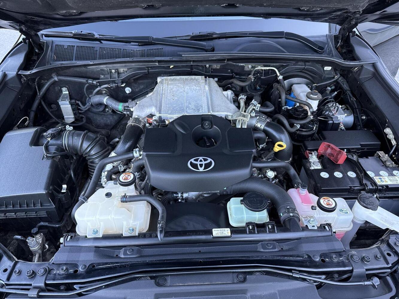 Toyota Hilux vaihtoauto