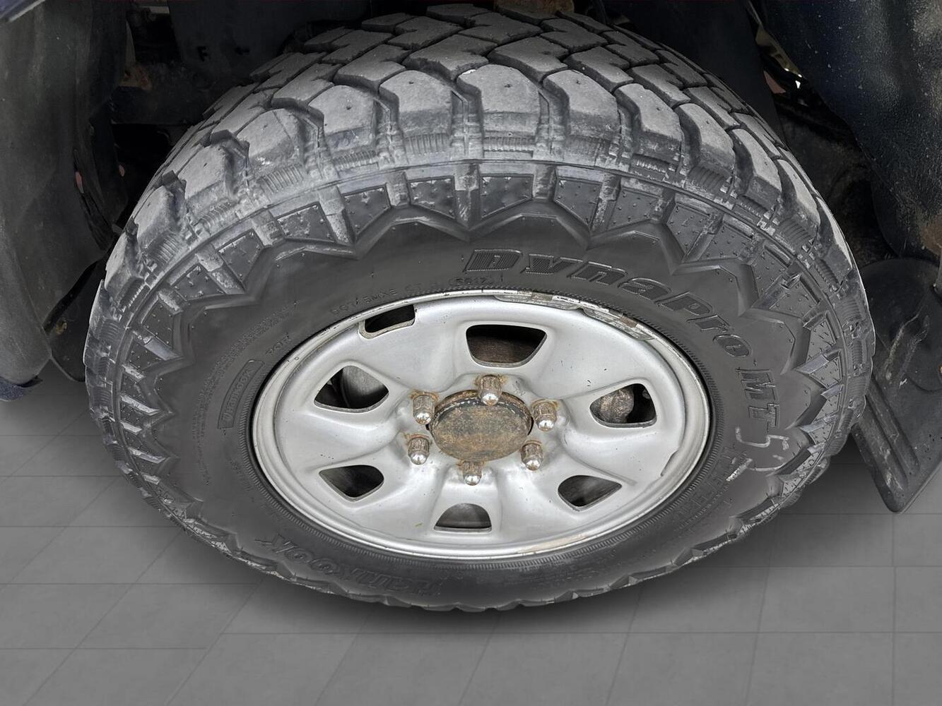Toyota Hilux vaihtoauto