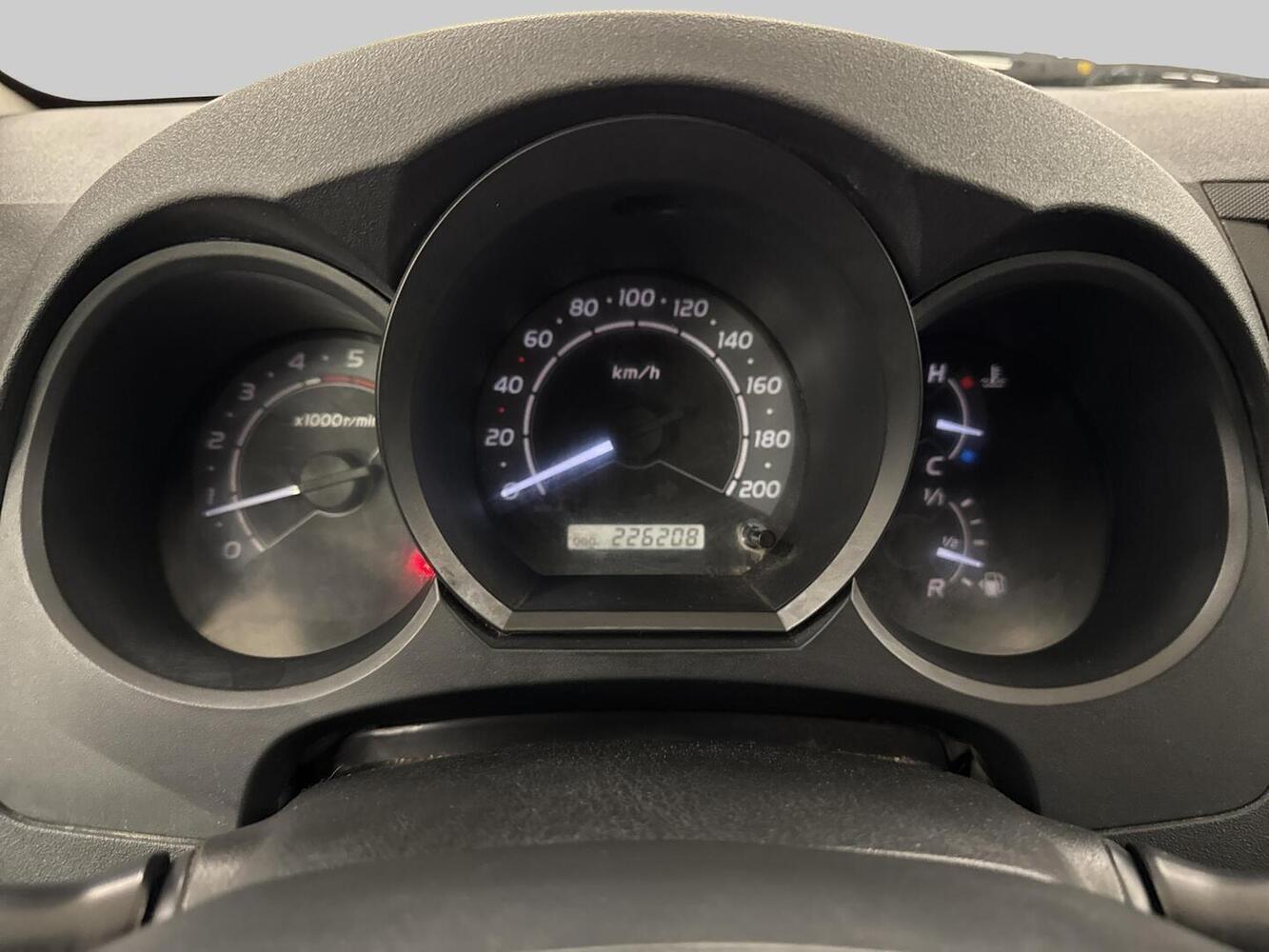 Toyota Hilux vaihtoauto