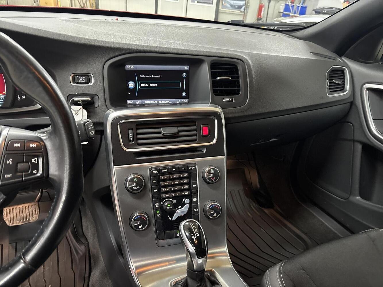 Volvo V60 vaihtoauto