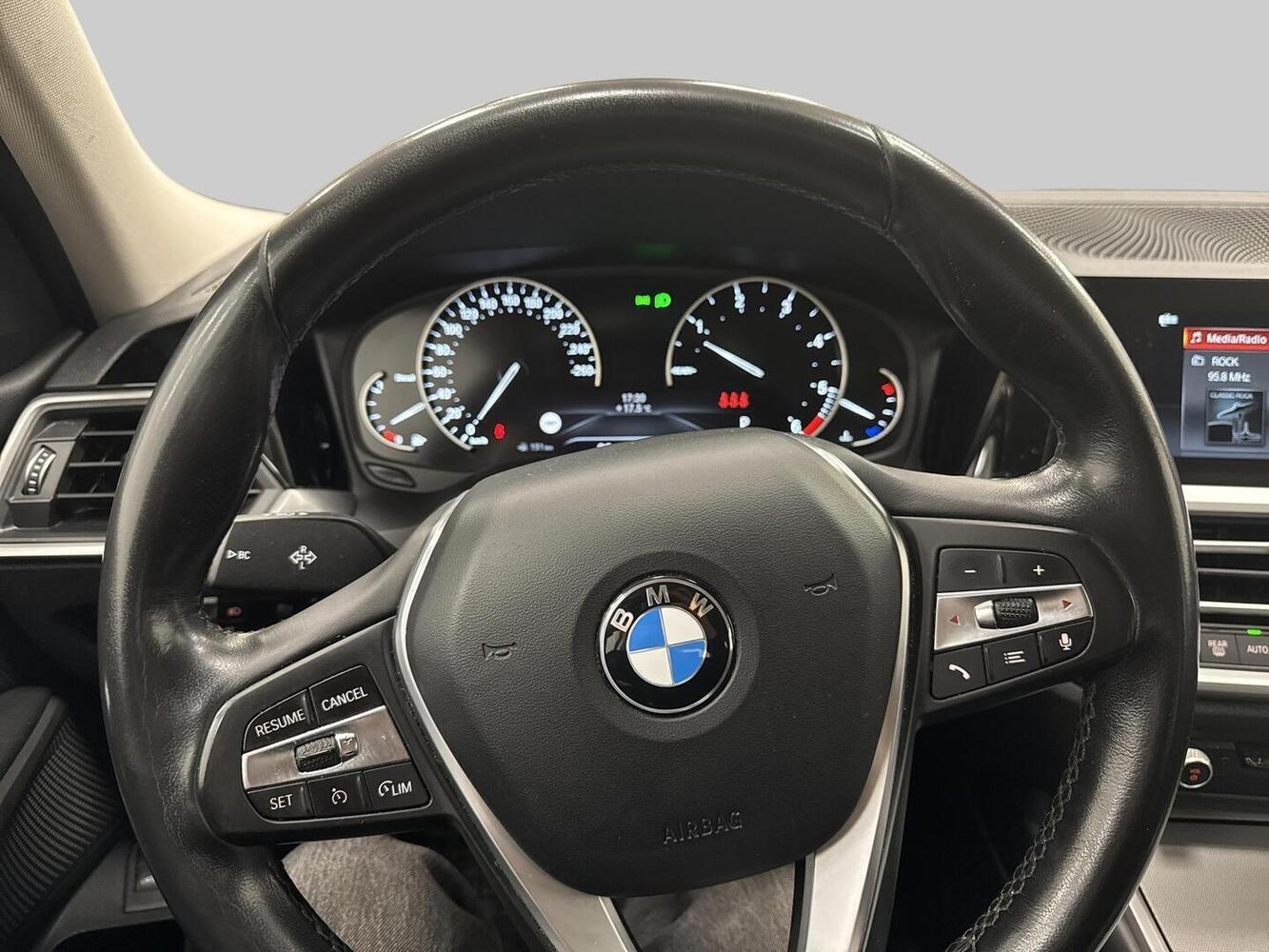 BMW 320 vaihtoauto