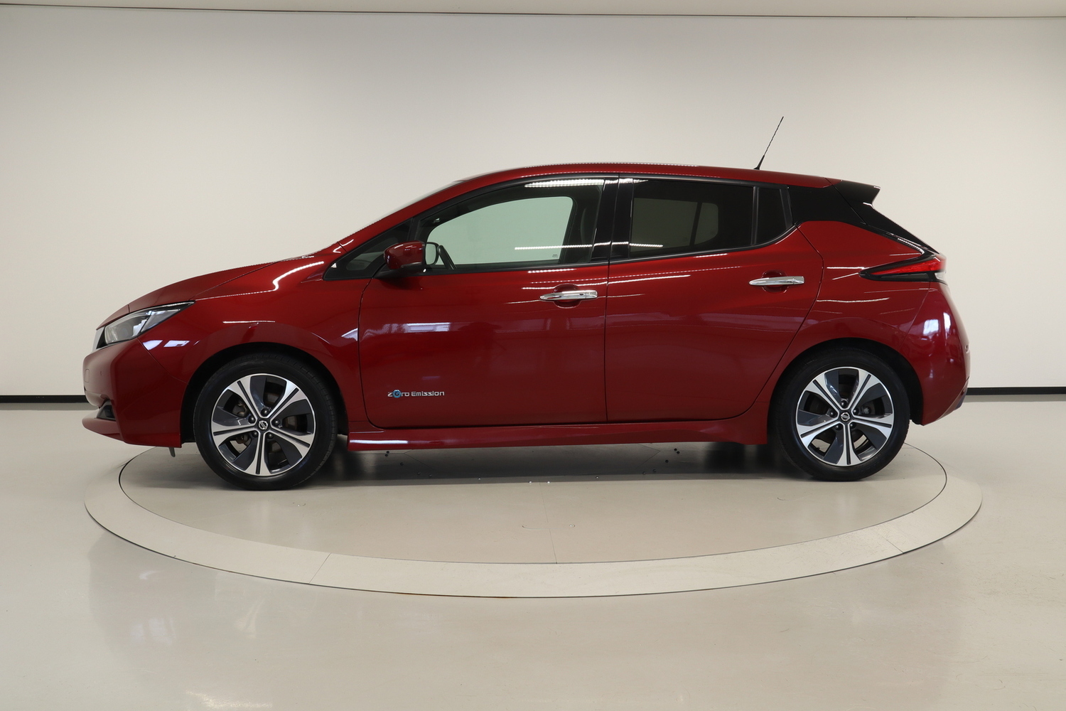 Nissan Leaf vaihtoauto