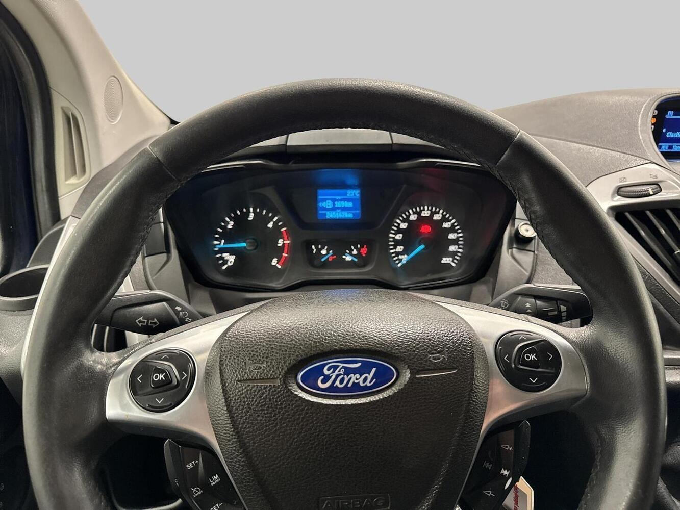 Ford Transit Custom vaihtoauto