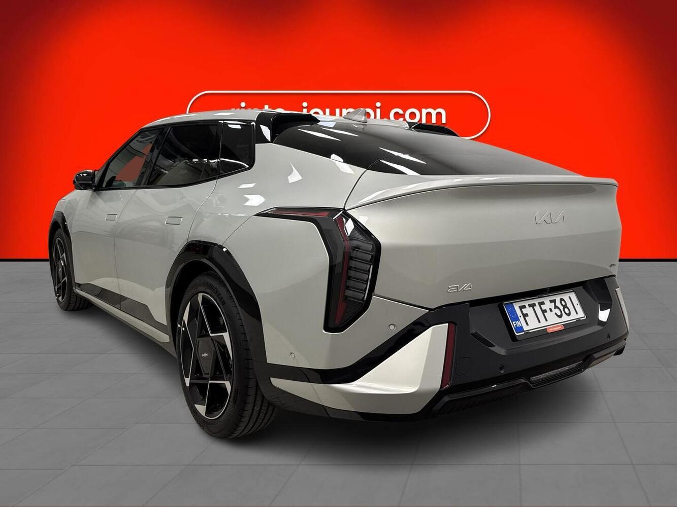Kia EV4 vaihtoauto