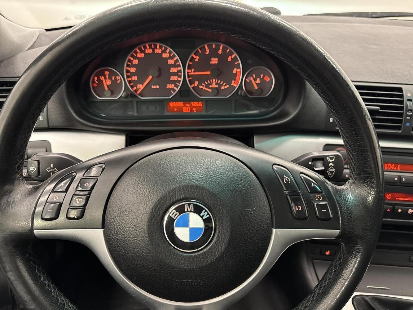 BMW 330 vaihtoauto