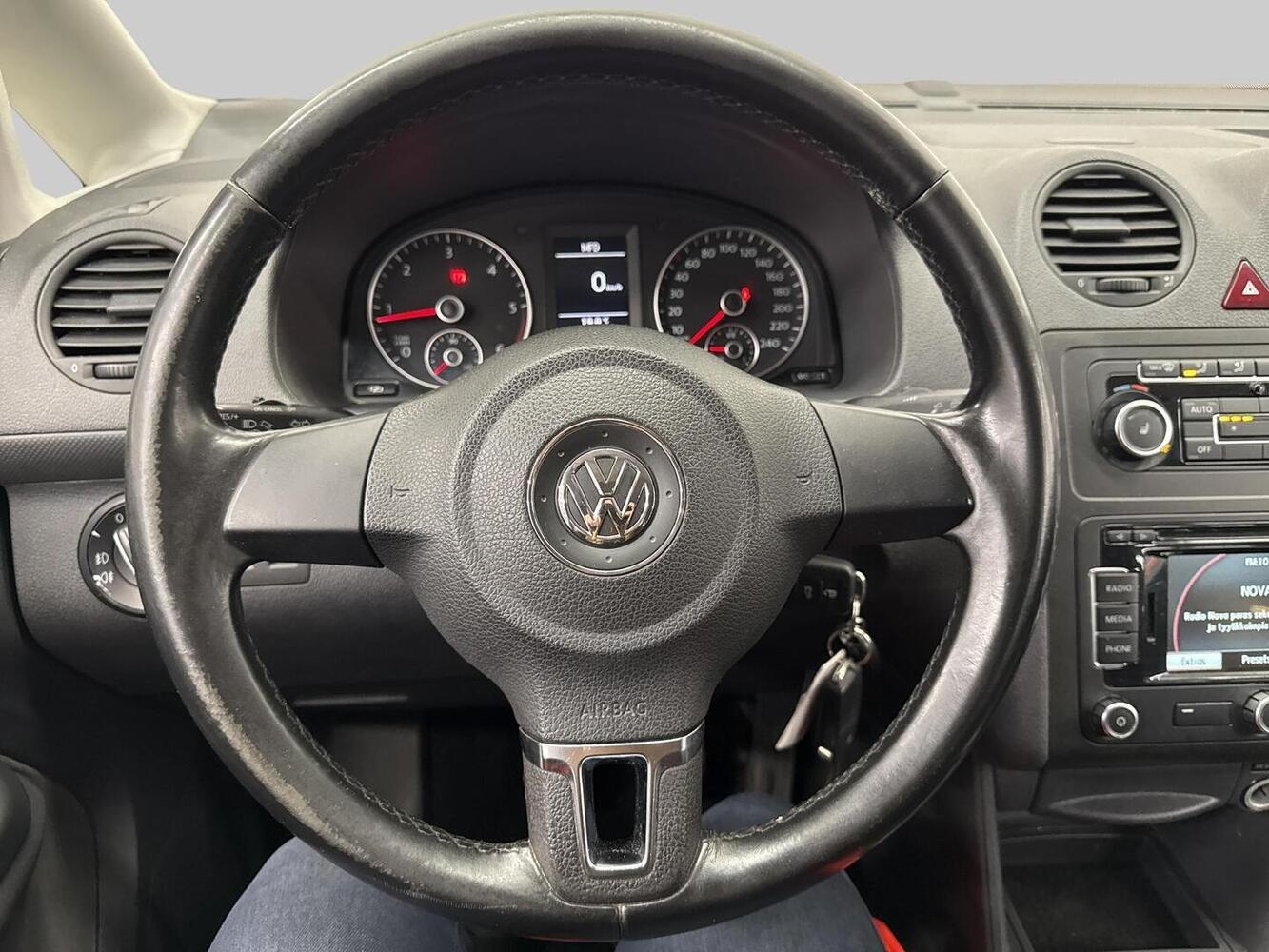 Volkswagen Caddy Maxi vaihtoauto