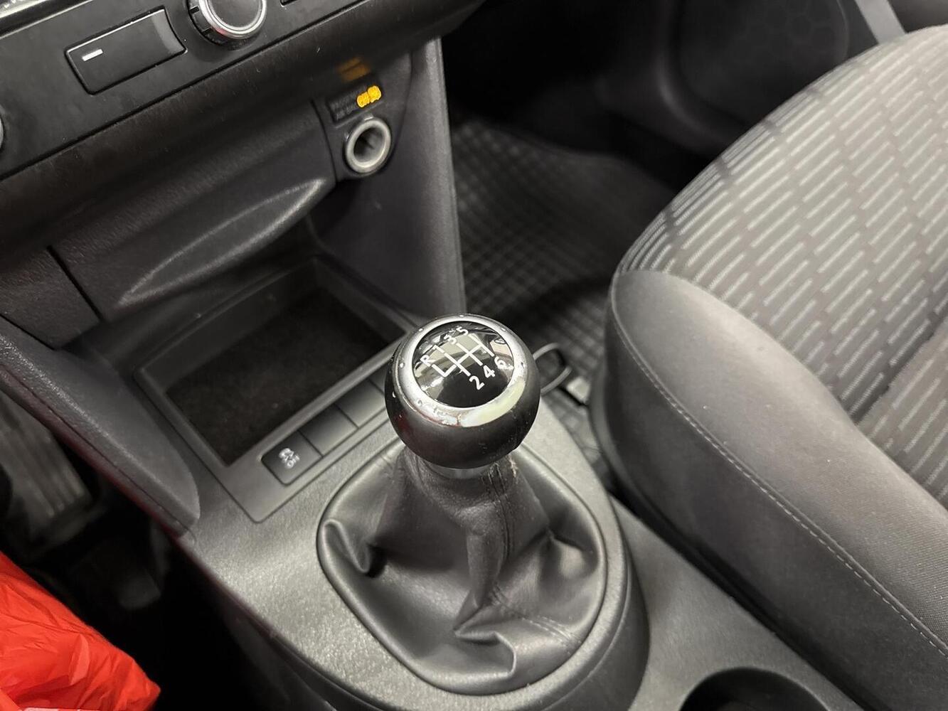 Volkswagen Caddy Maxi vaihtoauto
