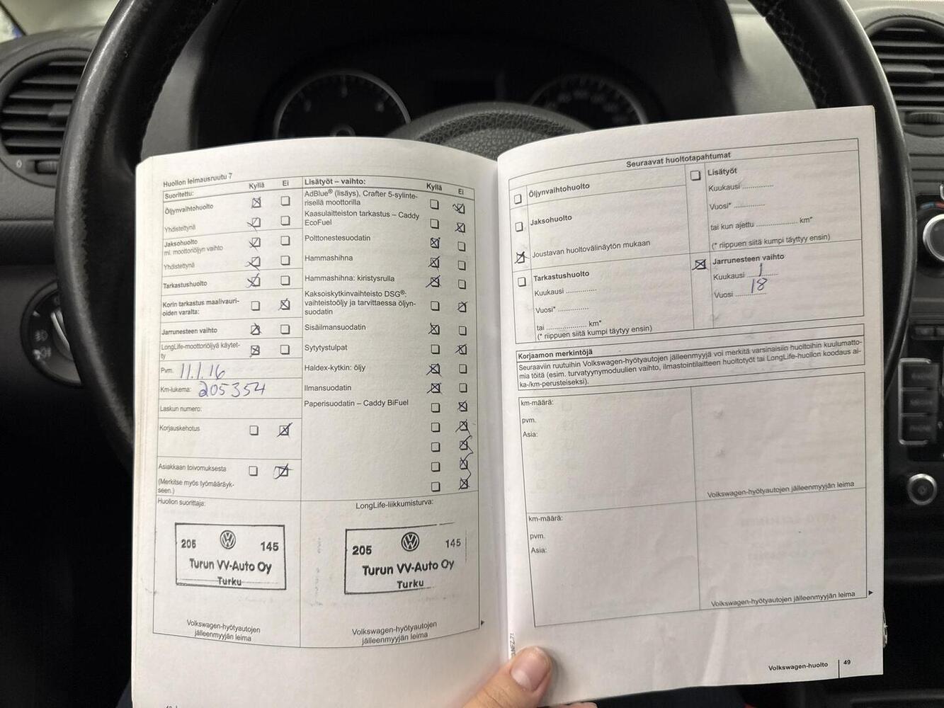 Volkswagen Caddy Maxi vaihtoauto