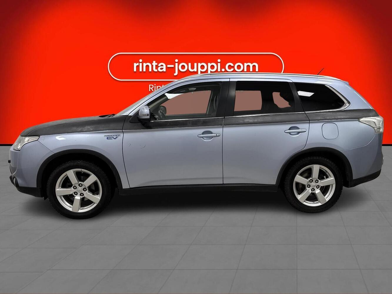 Mitsubishi Outlander PHEV vaihtoauto