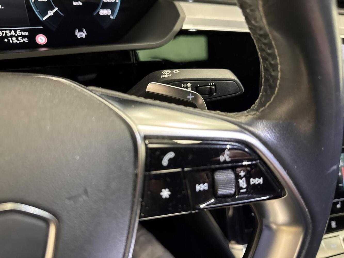 Audi e-tron vaihtoauto