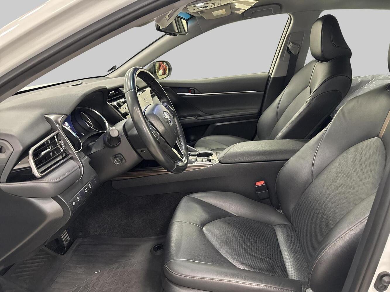 Toyota Camry vaihtoauto