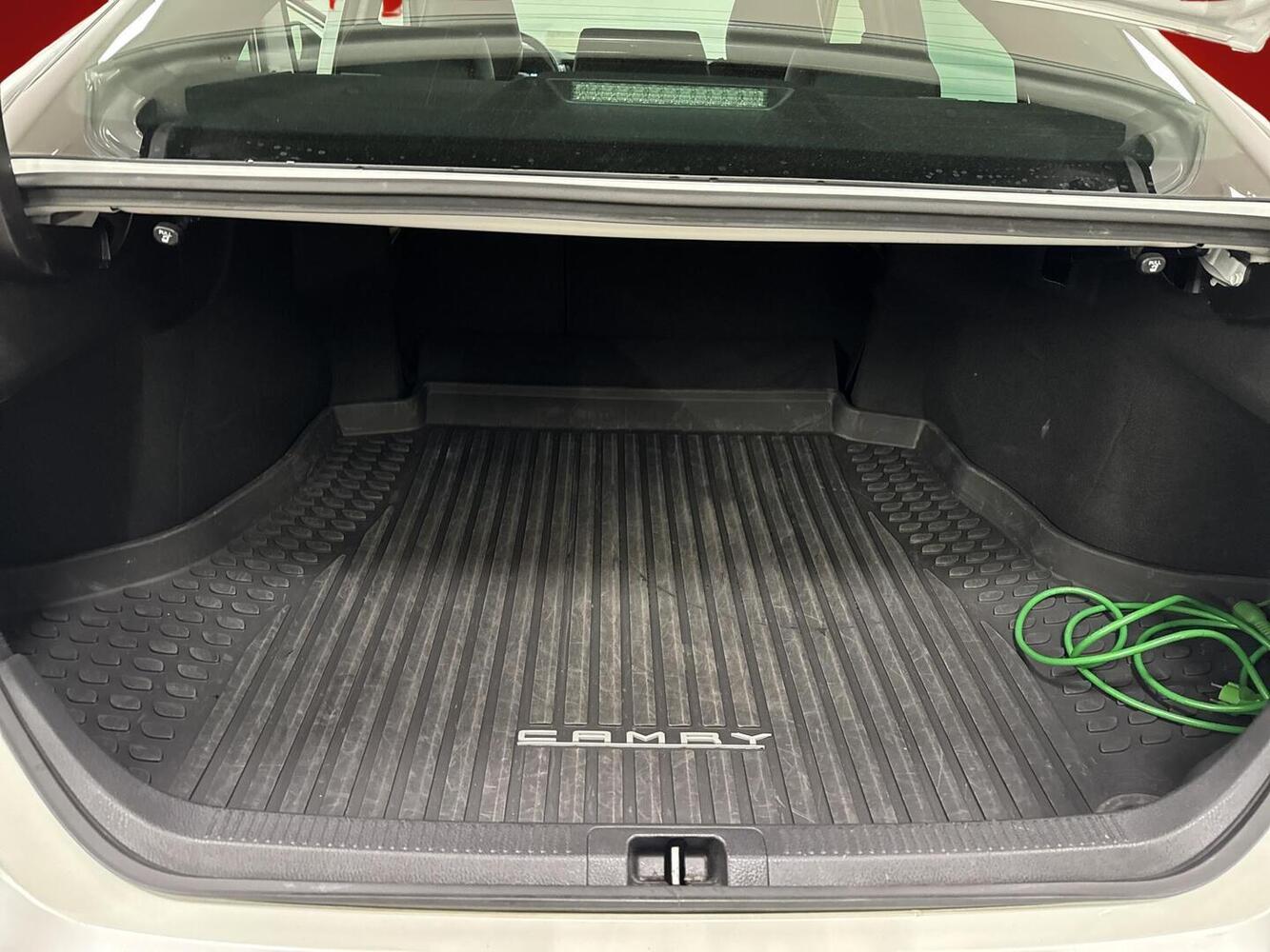 Toyota Camry vaihtoauto