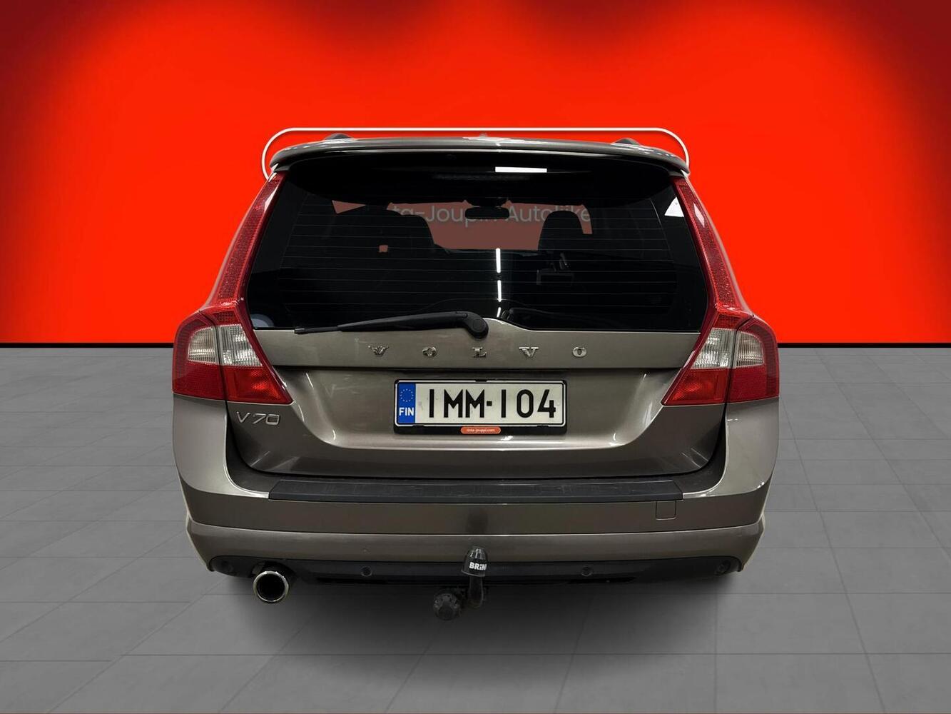 Volvo V70 vaihtoauto