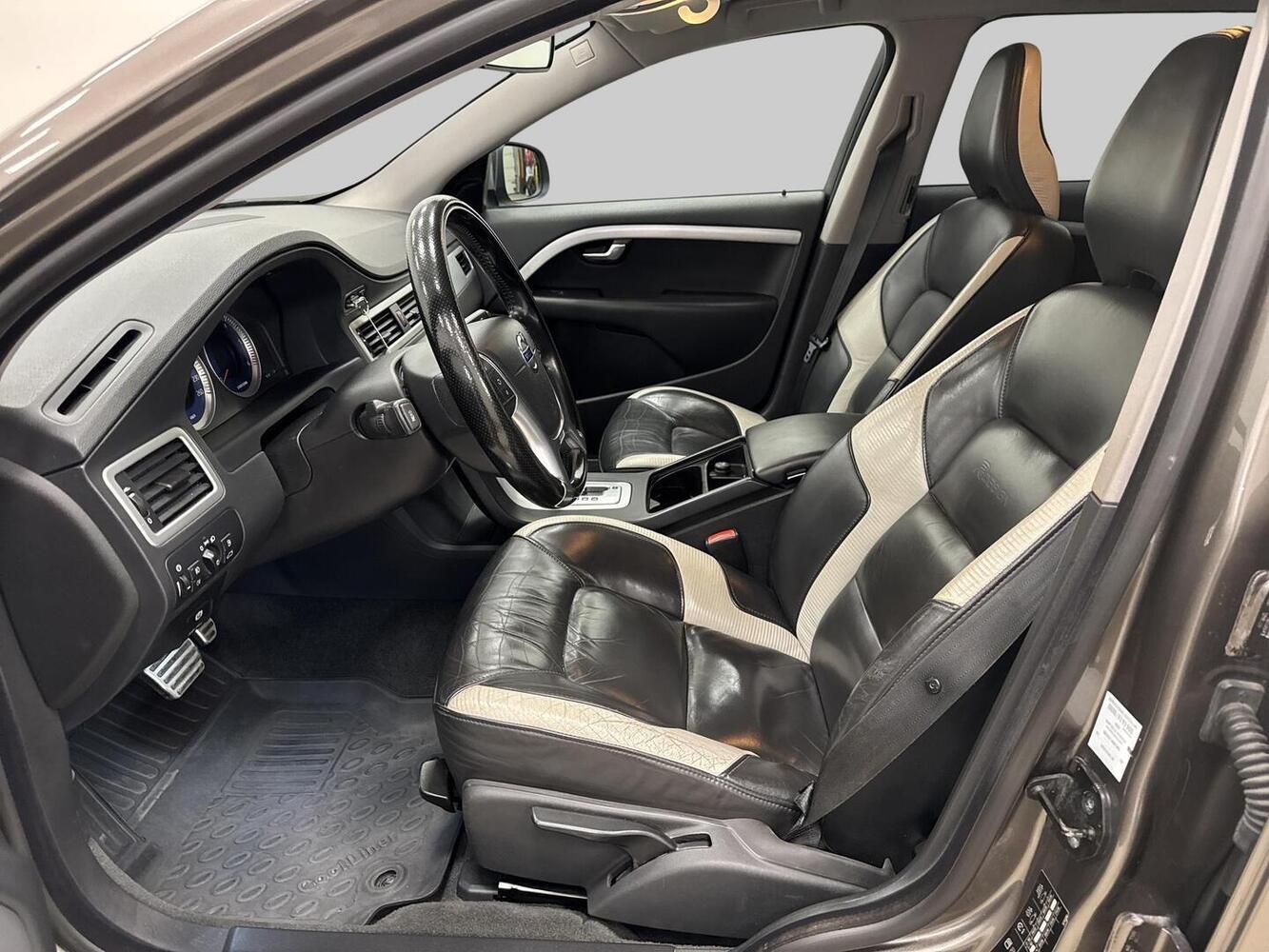 Volvo V70 vaihtoauto