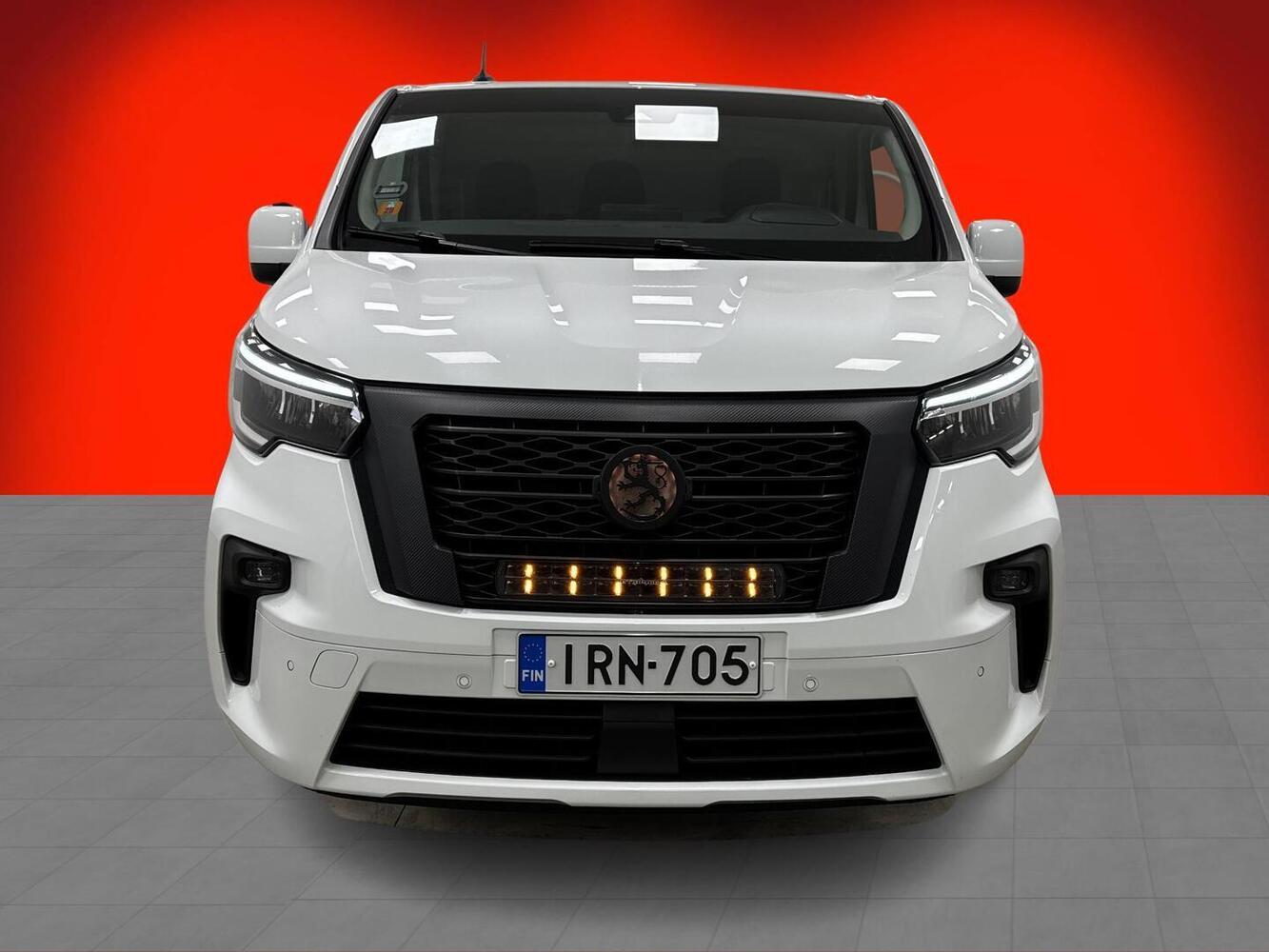 Nissan Primastar vaihtoauto