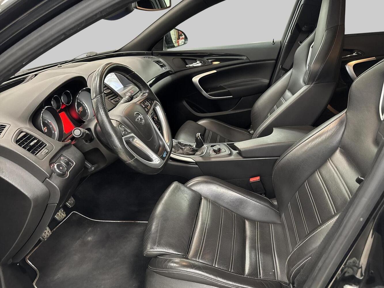 Opel Insignia vaihtoauto