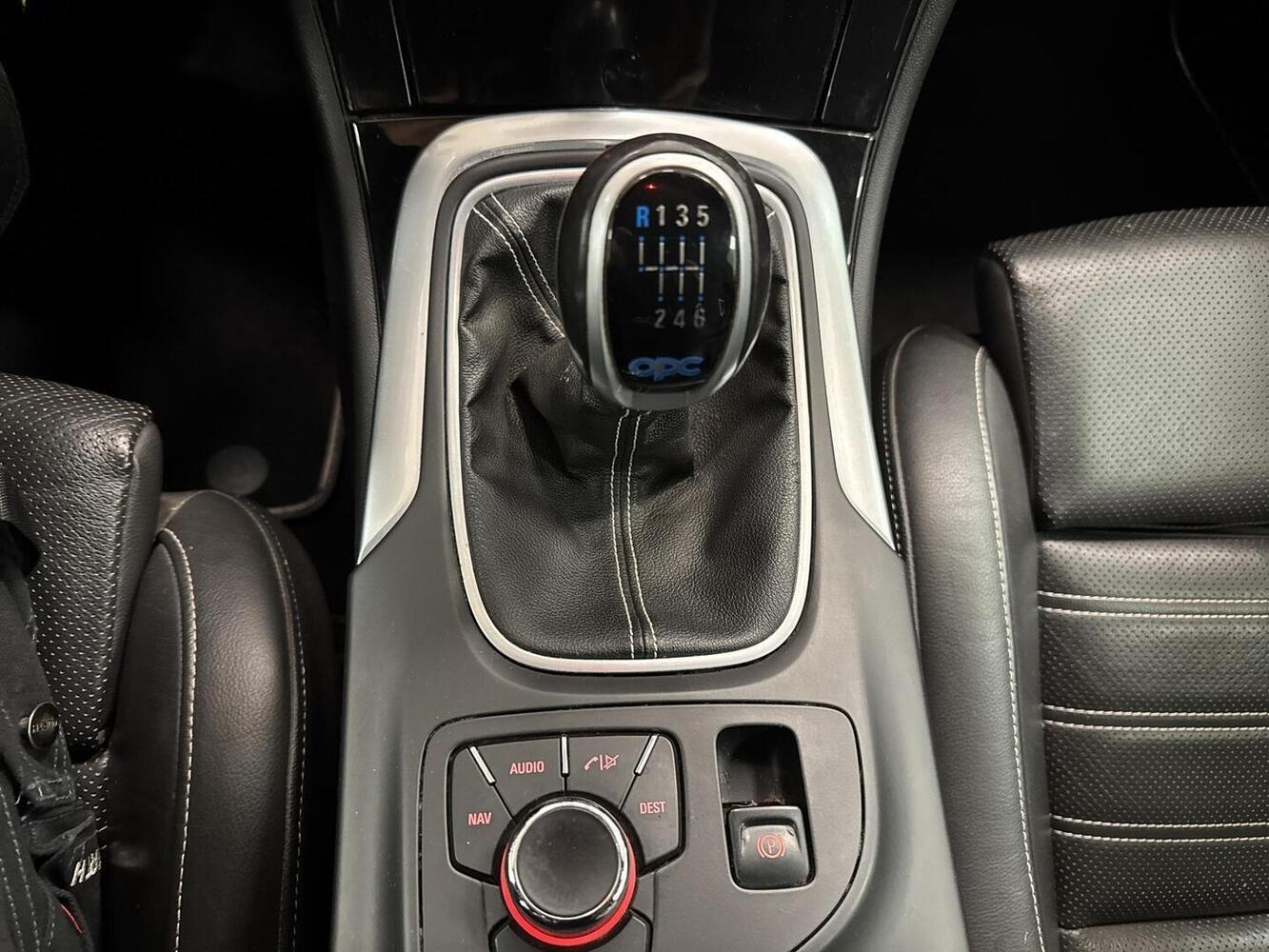 Opel Insignia vaihtoauto