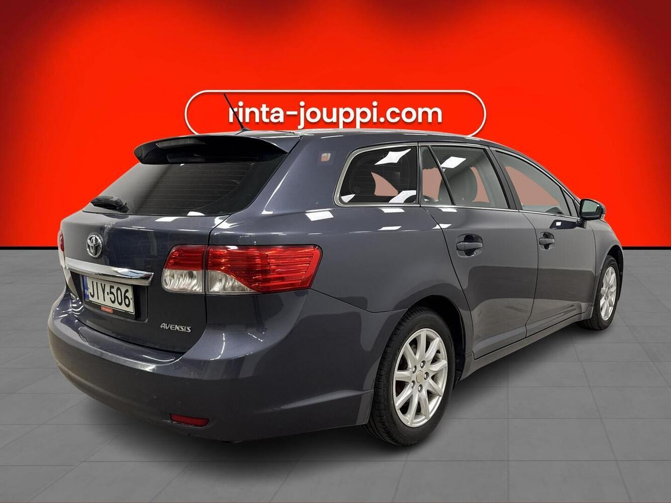 Toyota Avensis vaihtoauto