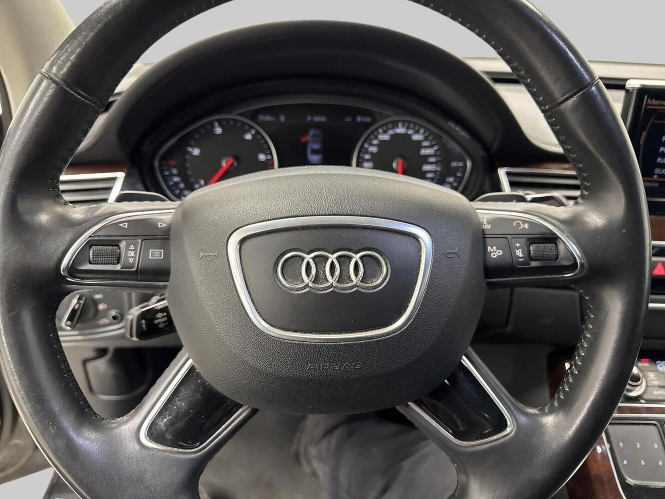 Audi A8 vaihtoauto