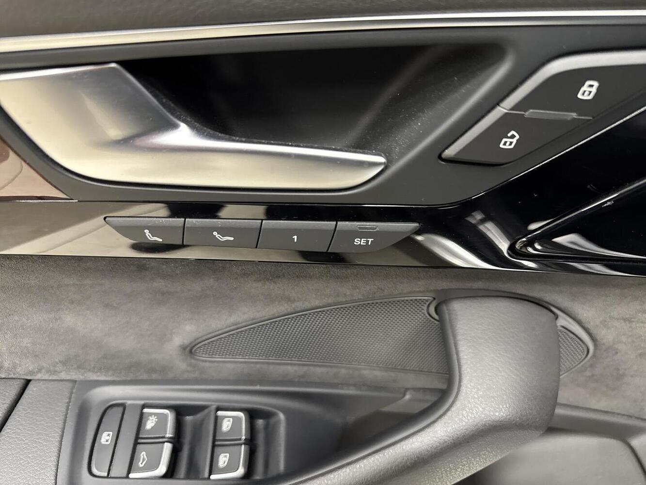 Audi A8 vaihtoauto