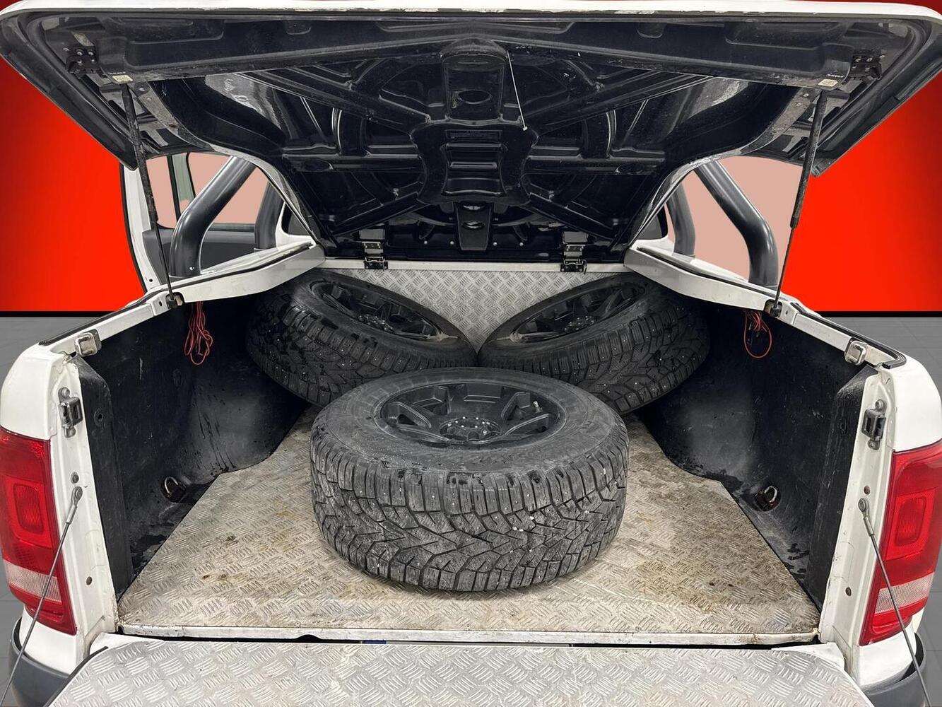Volkswagen Amarok vaihtoauto