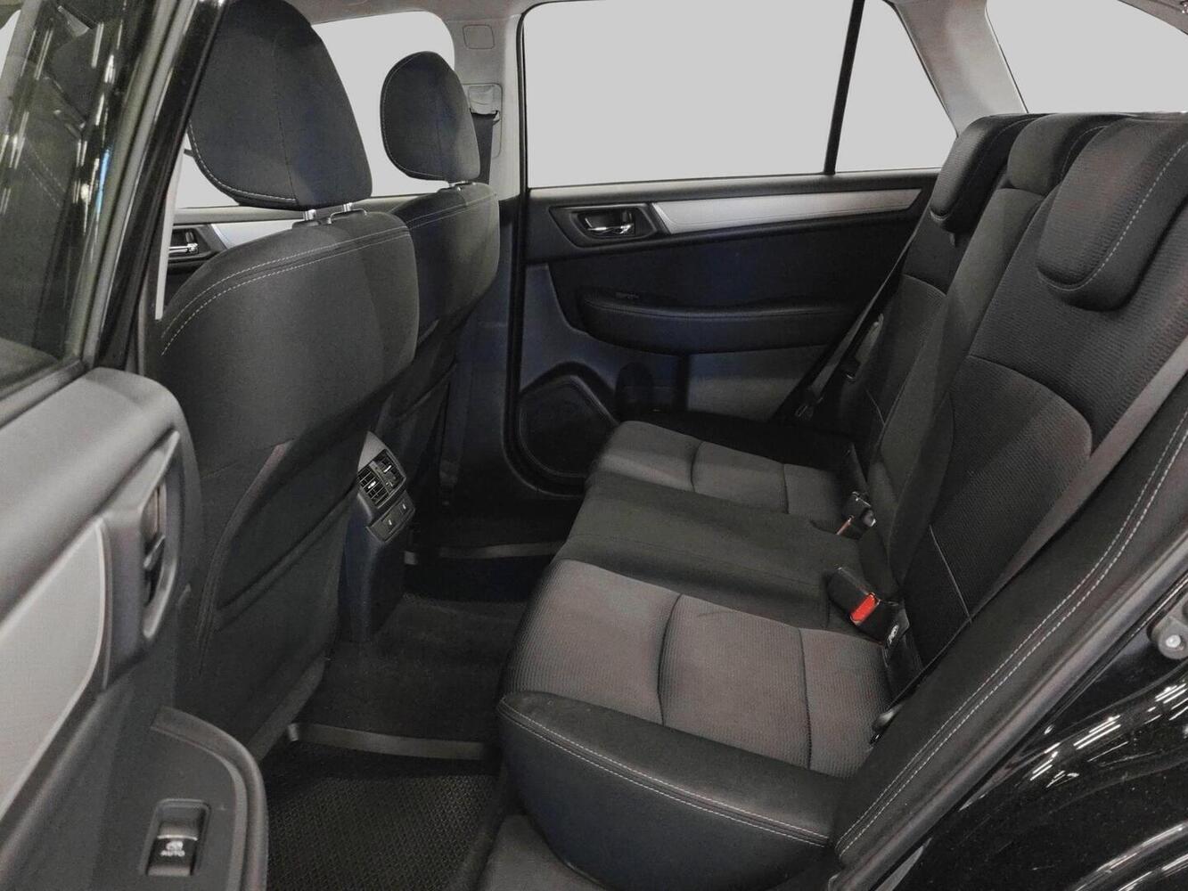 Subaru Outback vaihtoauto