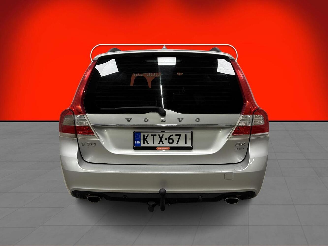 Volvo V70 vaihtoauto