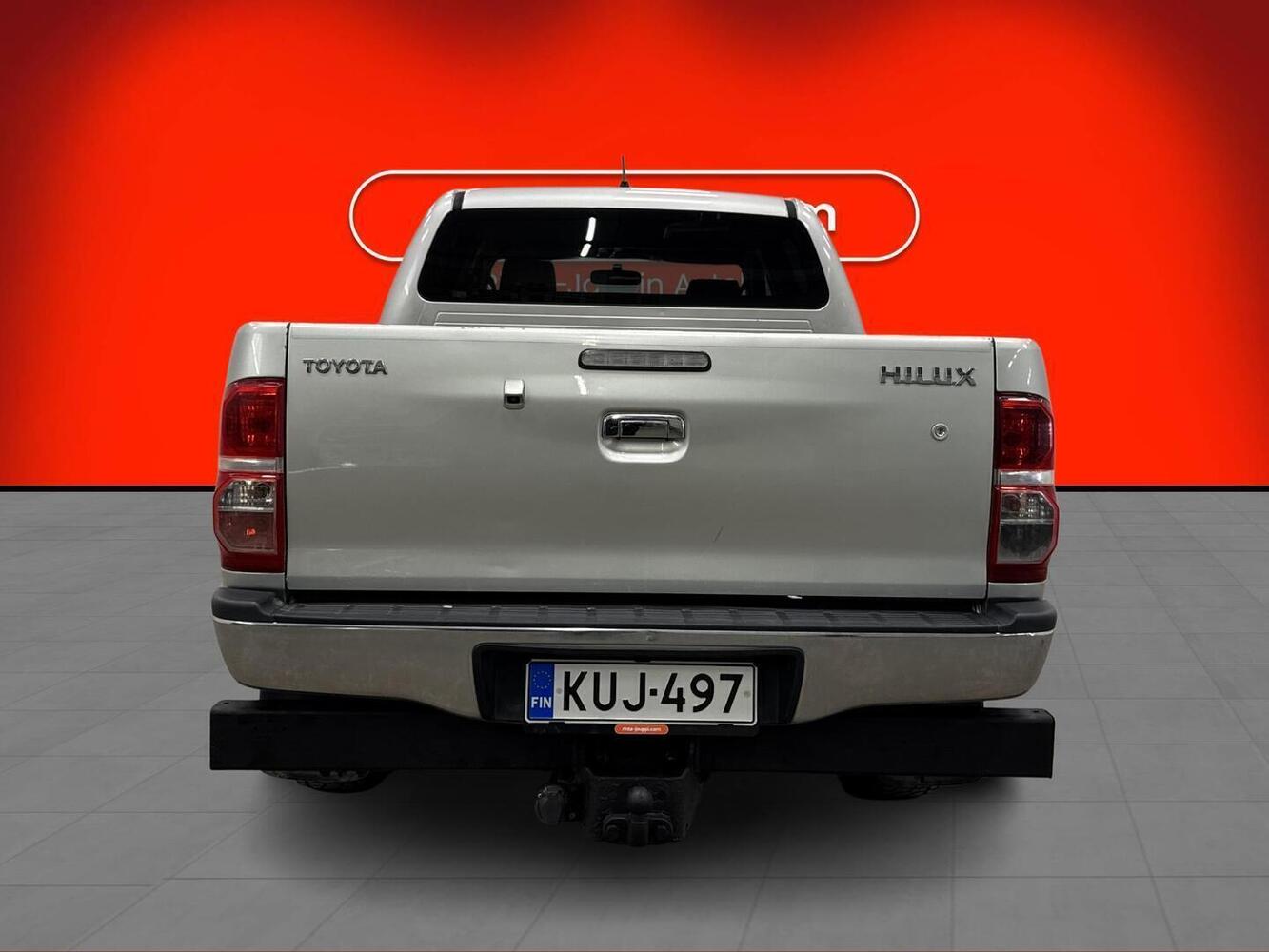 Toyota Hilux vaihtoauto