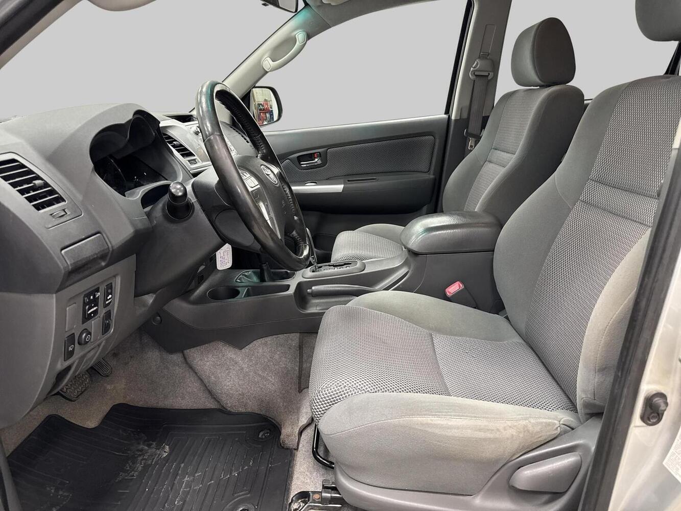 Toyota Hilux vaihtoauto