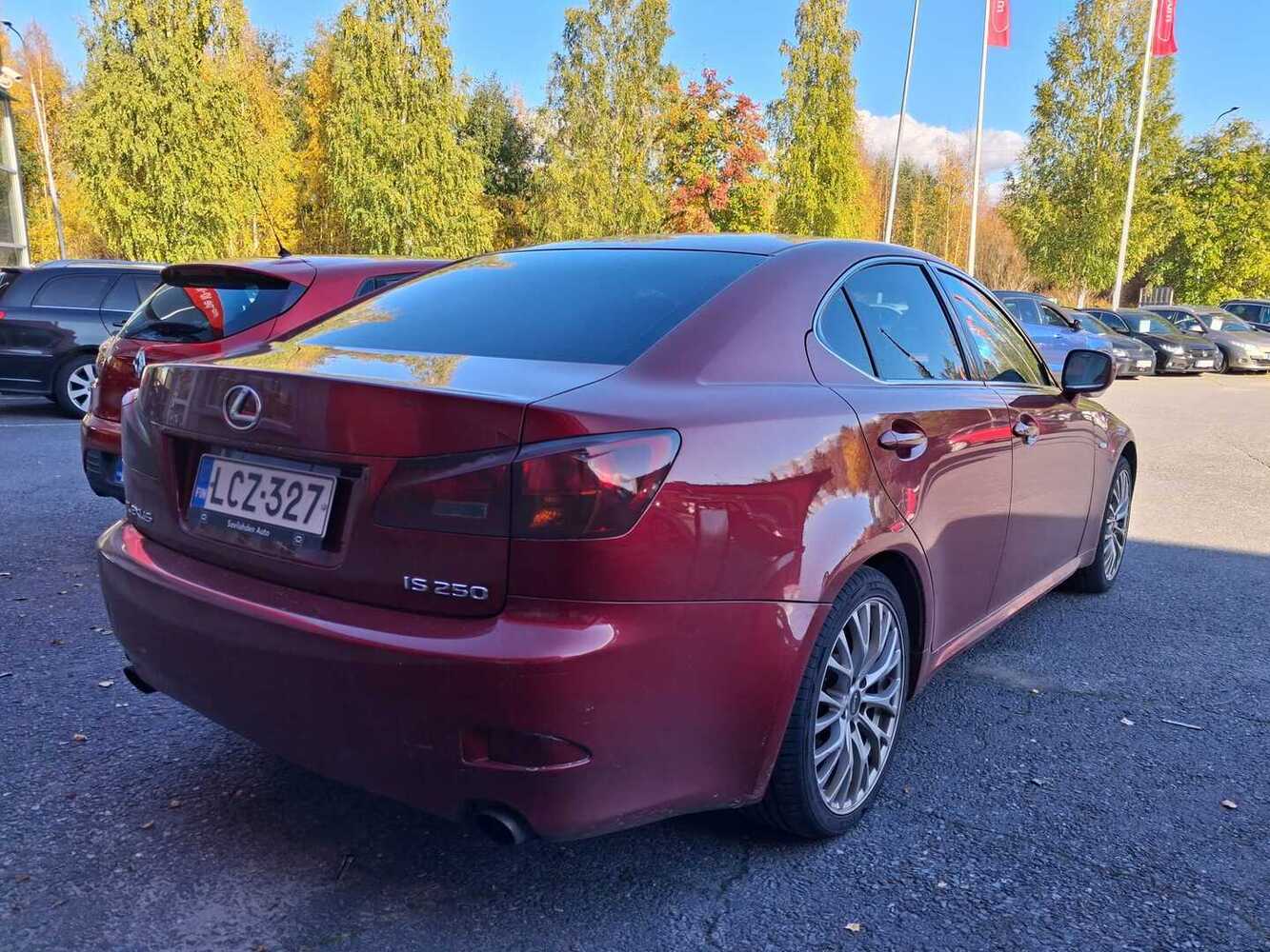 Lexus IS vaihtoauto