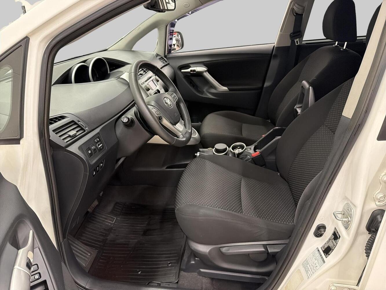 Toyota Verso vaihtoauto
