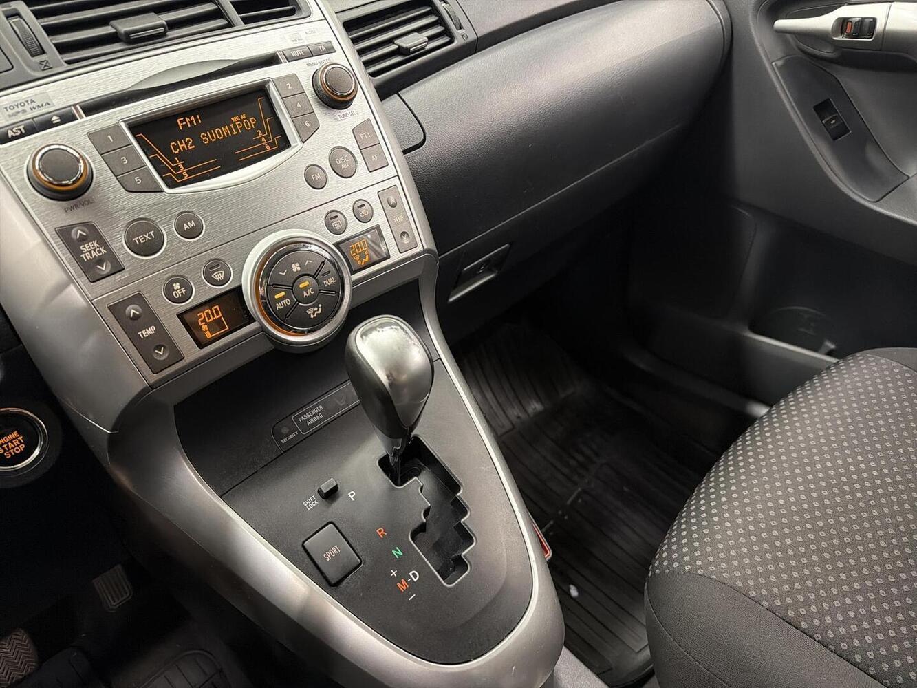 Toyota Verso vaihtoauto