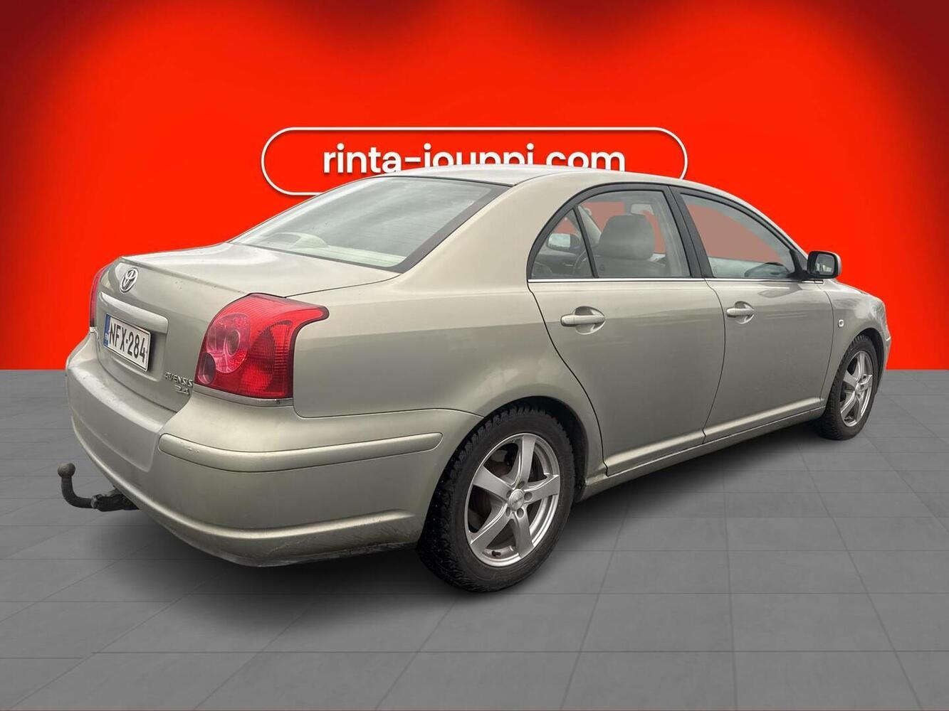 Toyota Avensis vaihtoauto