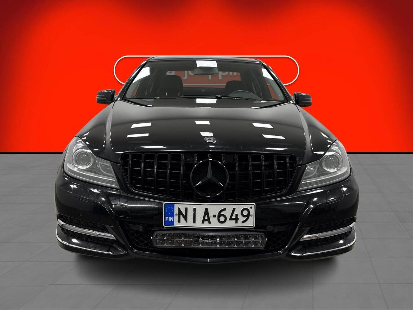 Mercedes-Benz C vaihtoauto