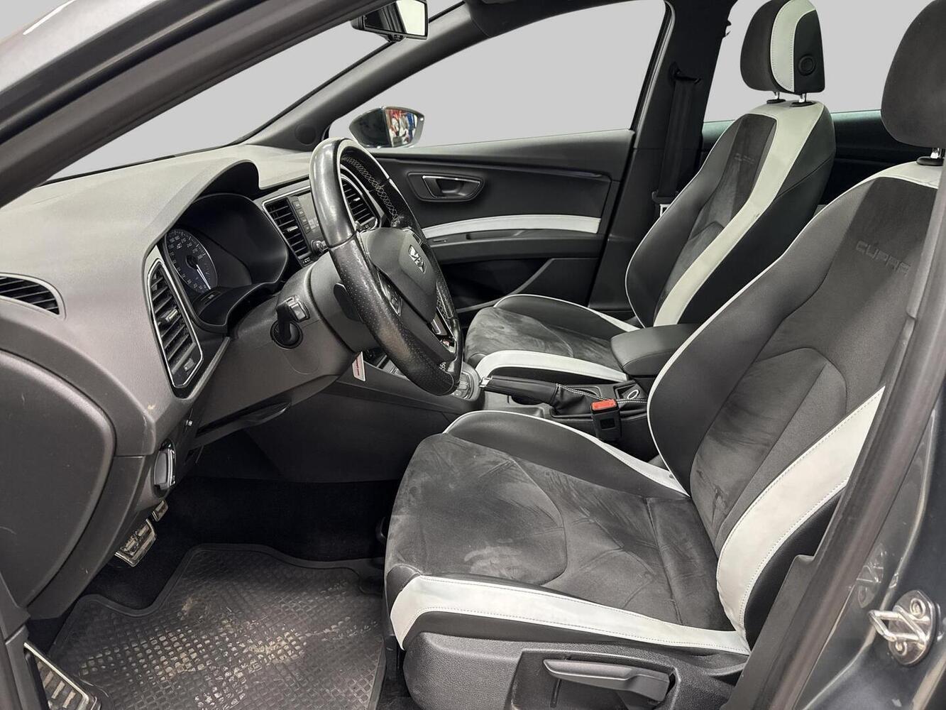 SEAT Leon ST vaihtoauto