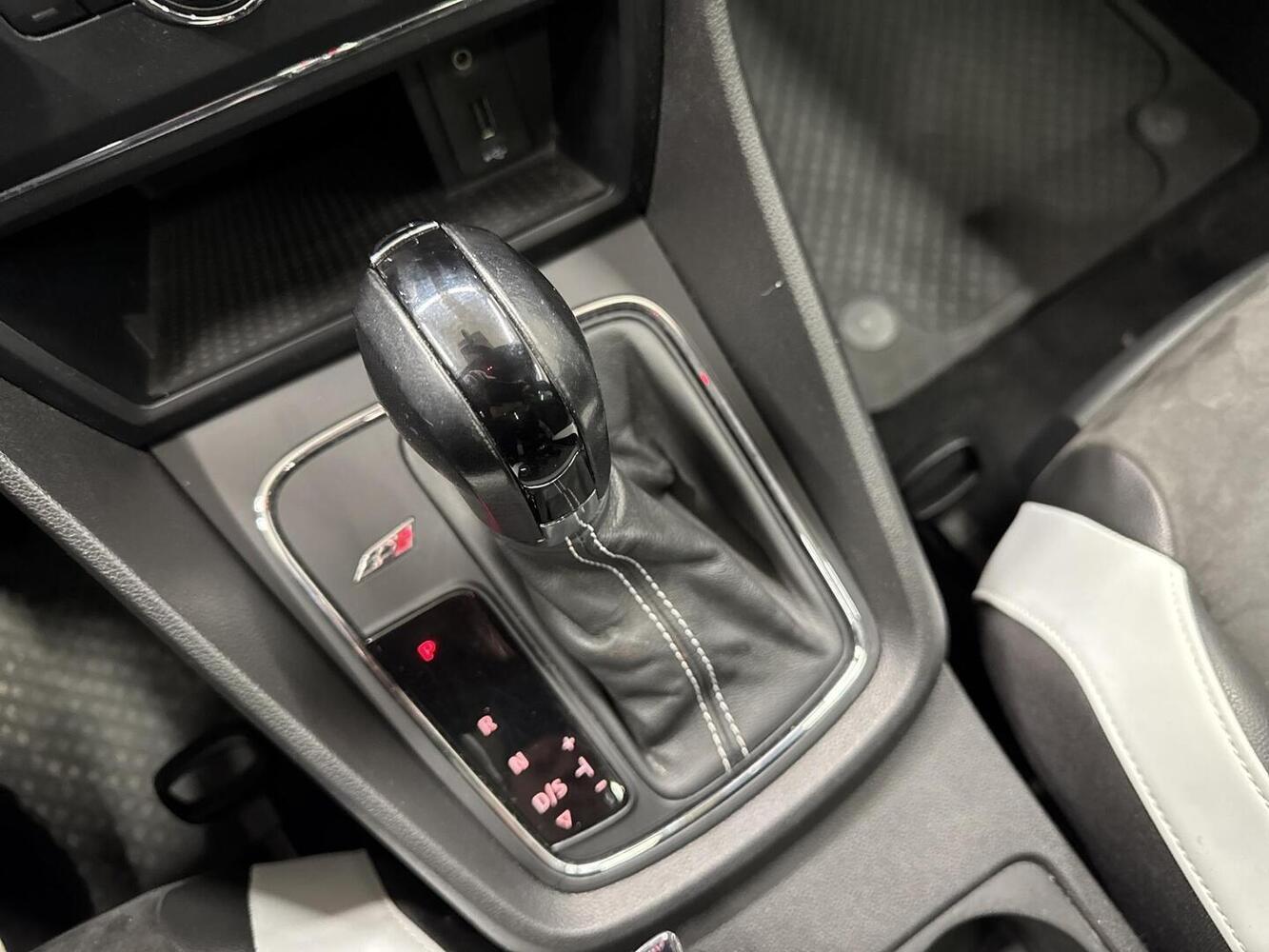 SEAT Leon ST vaihtoauto